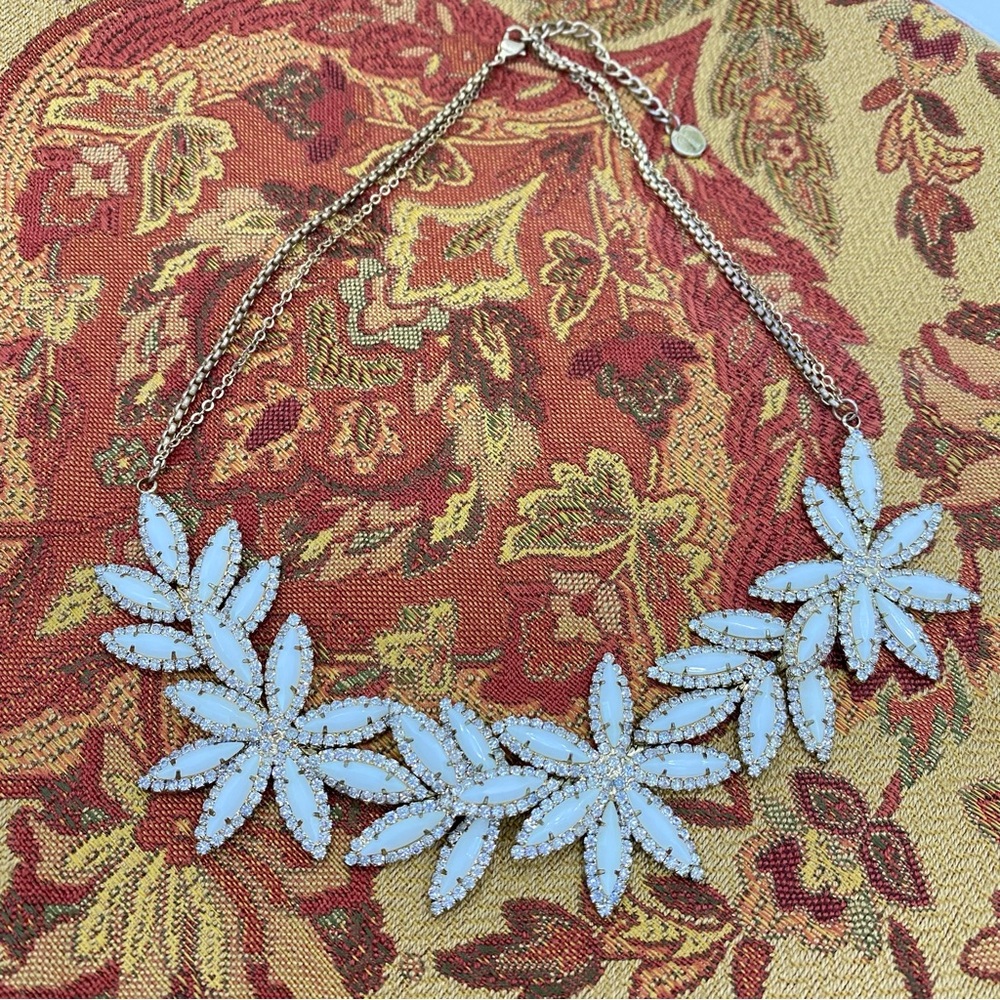 Talbots White Star Burst Flower Vintage Necklace - Picture 8 of 9